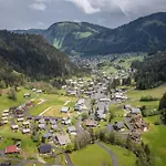 Les Avenieres Apartment Chatel